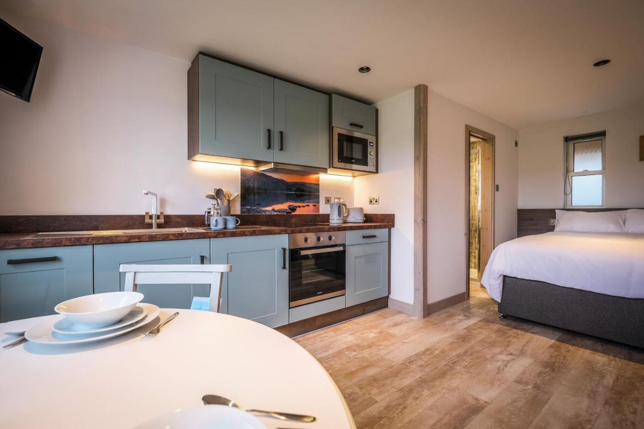 Holiday home Stones Throw *