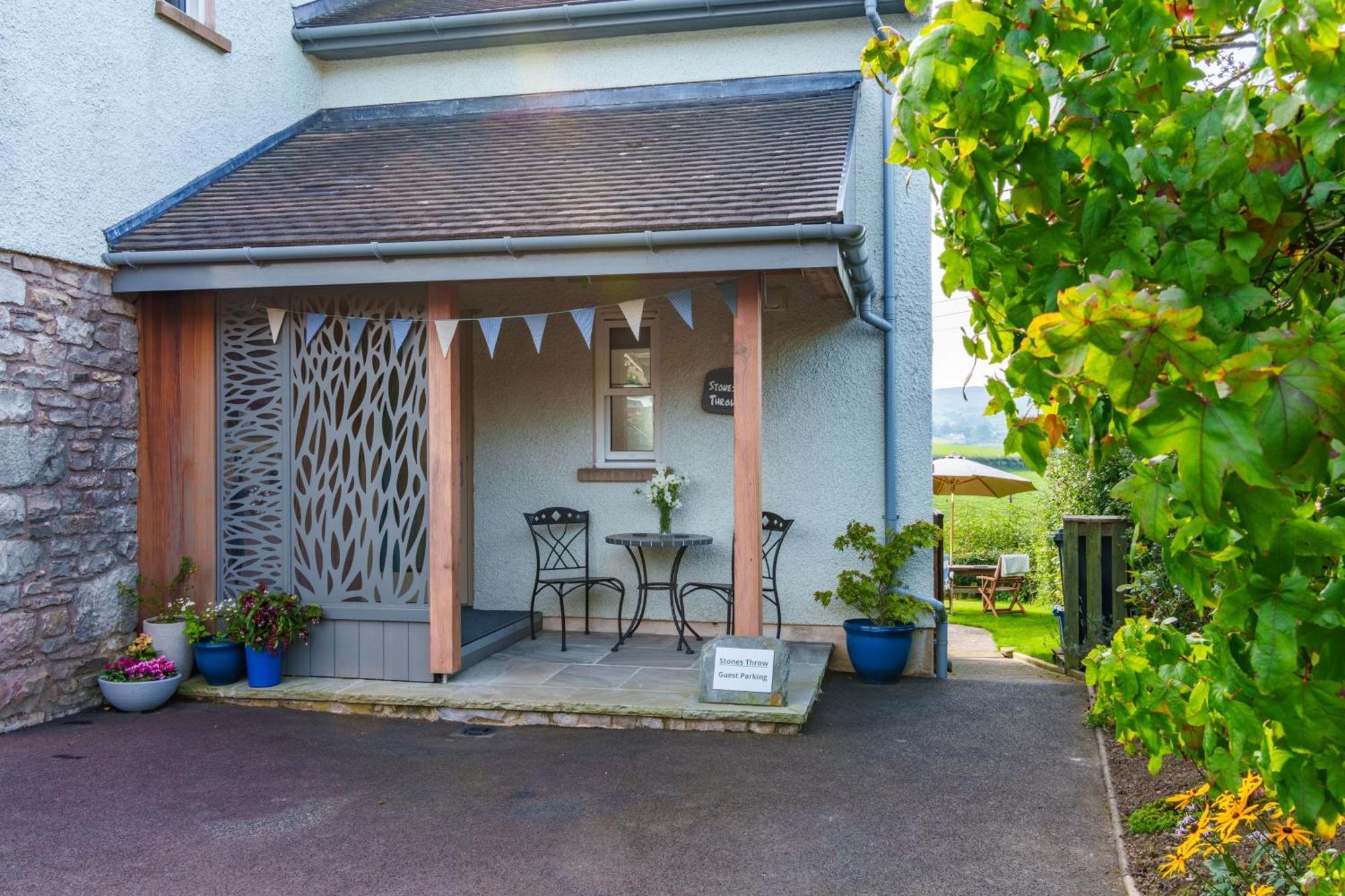 Stones Throw * Grayrigg